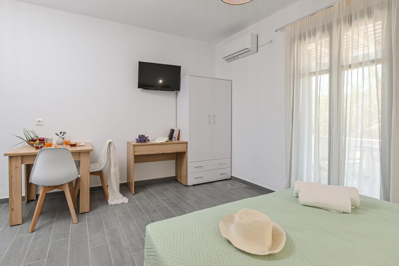 Vive Mare Plaka II Apart otel Dış mekan fotoğraf